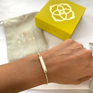 NWT Kendra Scott 14k gold plt mother prl bracelet
